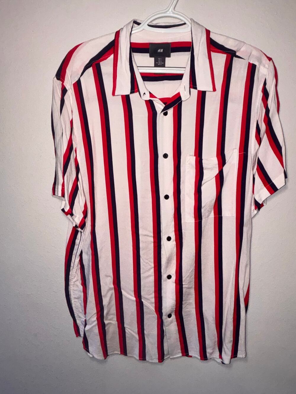 H&M Mens Large Multicolored Button Up Shirt